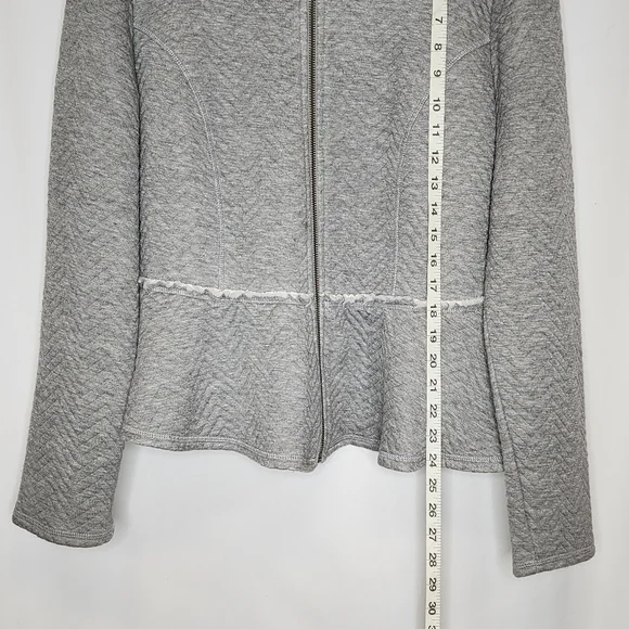 Torrid Peplum Grey Fleece Full Zipper Longsleeve Women's Size 2 (2x-20) - Picture 7 of 12